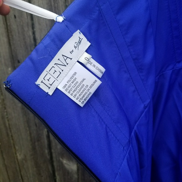 Prom dress - Picture 2 of 4